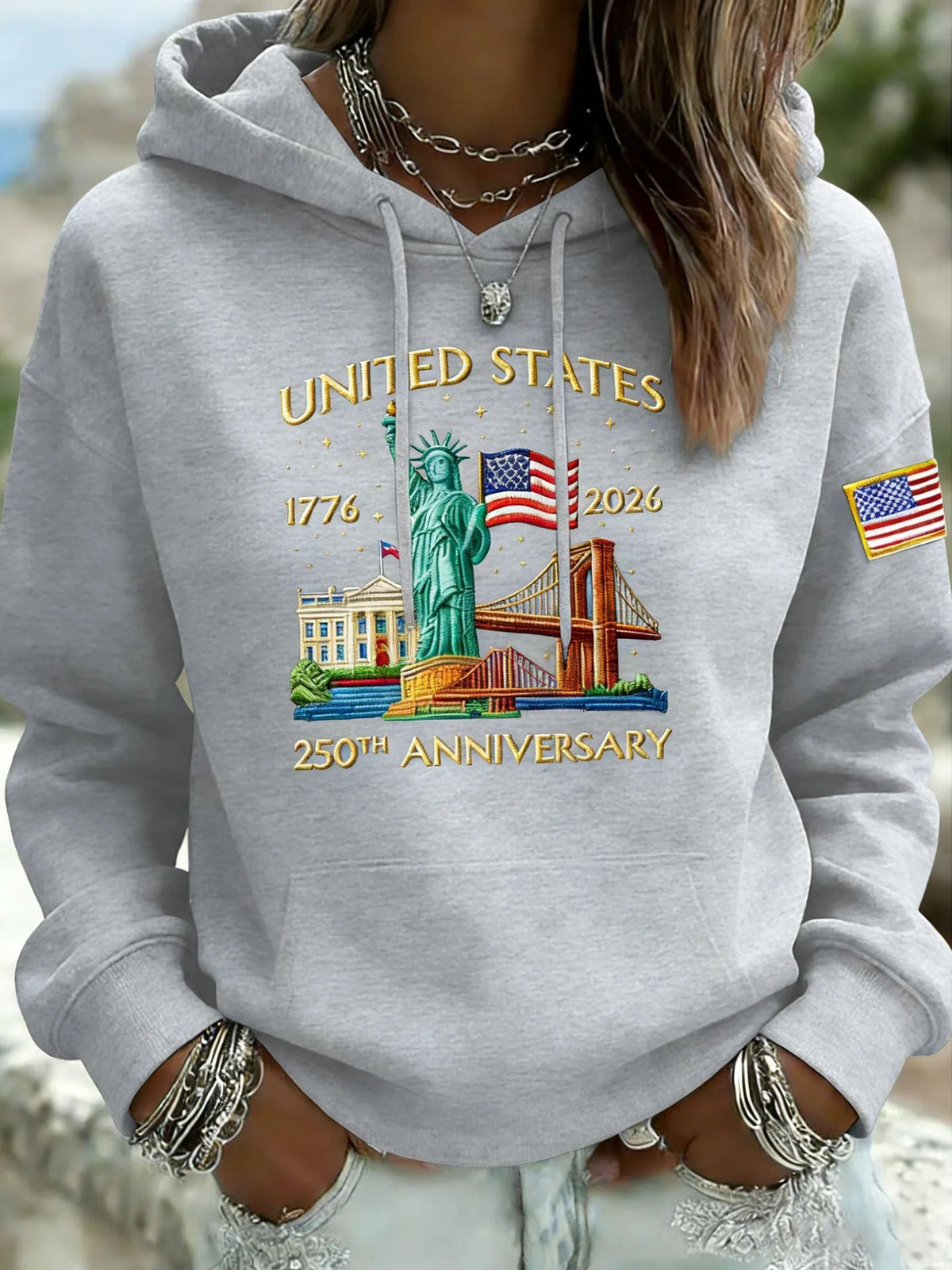 Sweat à capuche créatif pour dames avec un motif statuesque unique Echoarchiv