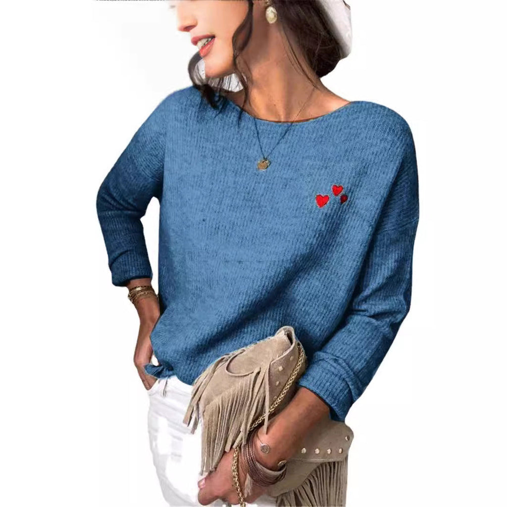 Pull en maille oversize pour femmes avec broderie en forme de cœur et décolleté bateau