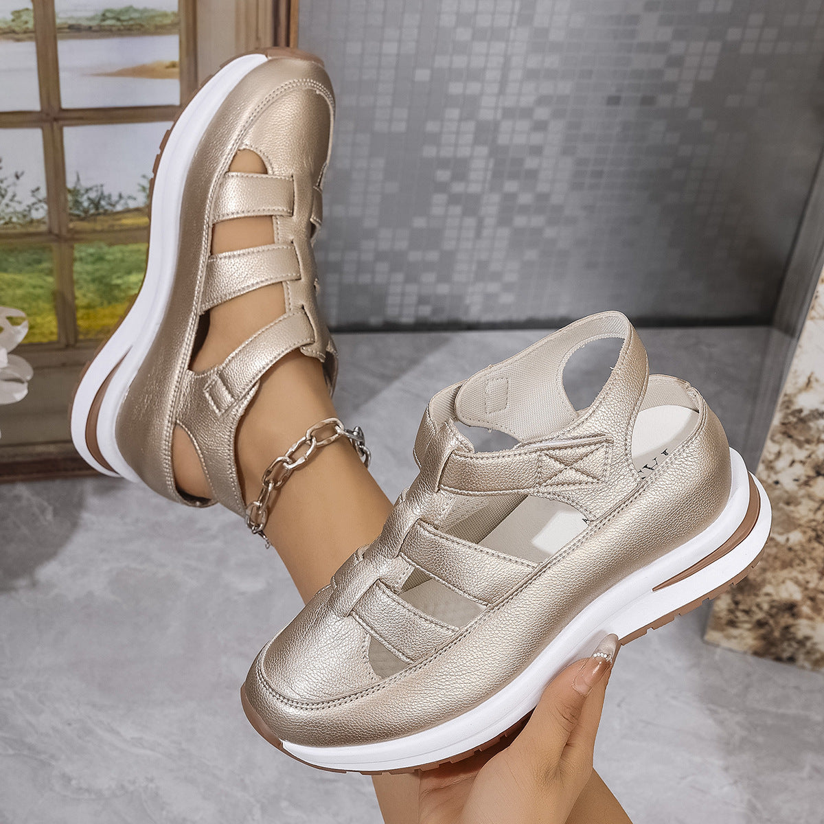Sandales Sportives pour Femmes avec Structure en Maille Respirante et Semelle Antidérapante R&B