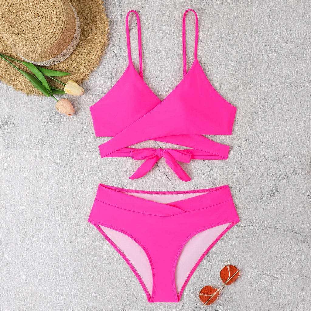 Bikini triangle femme avec accents tendance R&B