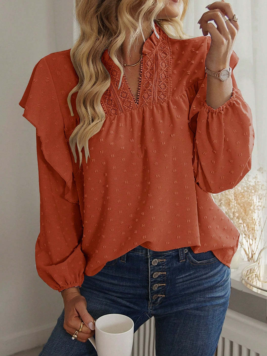 Blouse en viscose pour femmes avec broderie en dentelle et manches volantées