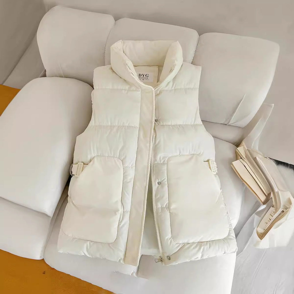 Gilet utilitaire sans manches matelassé pour femmes avec col montant, grandes poches à rabat et boucles de réglage latérales Echo Archiv
