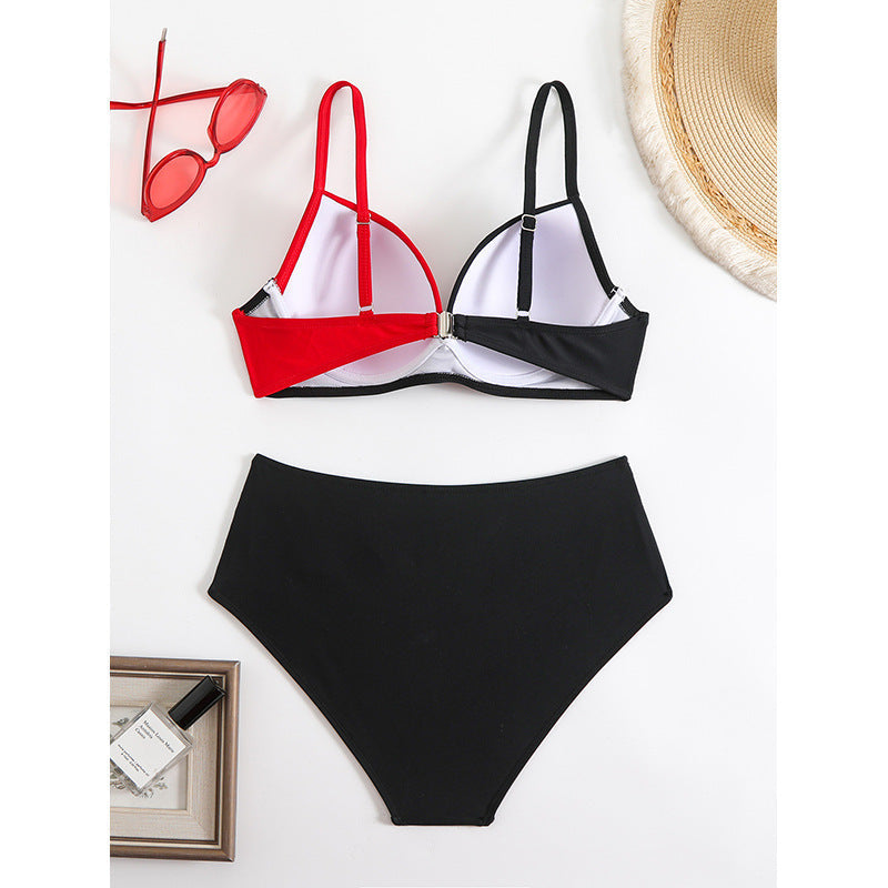 Bikini taille haute pour femmes avec un design innovant R&B