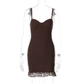 Robe en dentelle ajustée pour femmes avec décolleté bustier séduisant et ourlet décoratif - Mode Heidi