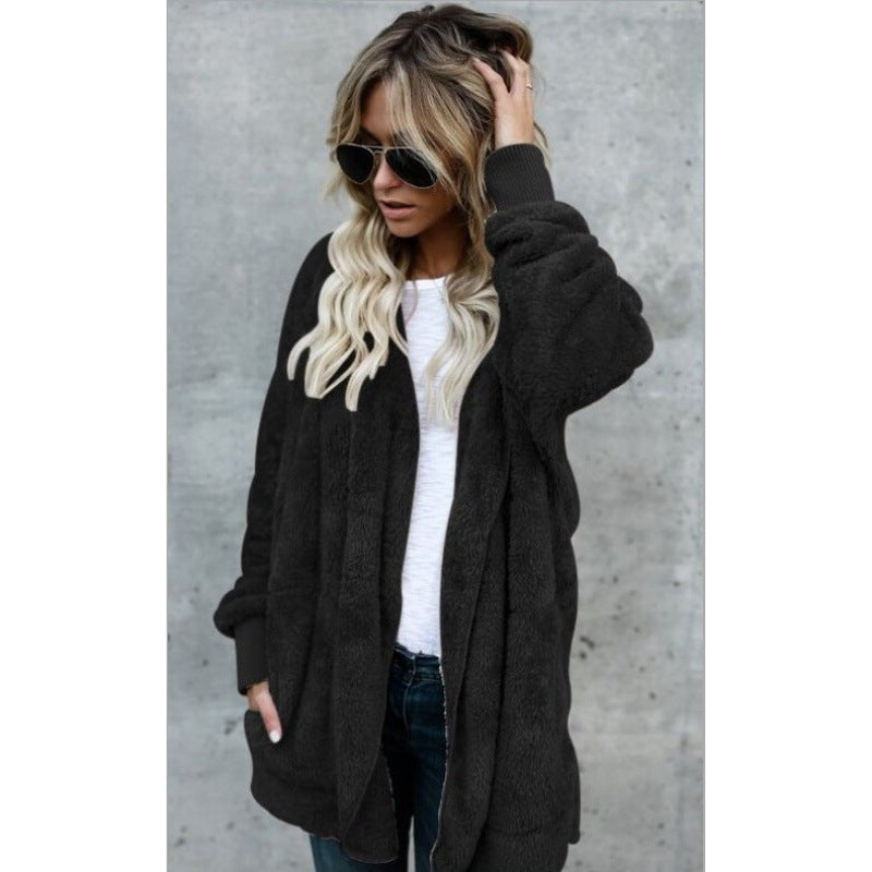 Manteau en Teddy‑Fleece oversize pour femmes avec ouverture frontale, poches latérales et bords côtelés Echo Archive