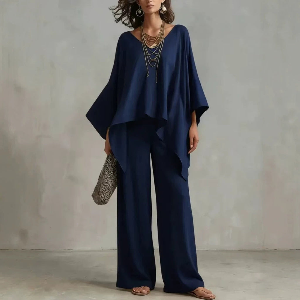 Ensemble féminin à deux pièces avec un haut poncho surdimensionné et un pantalon palazzo large EB