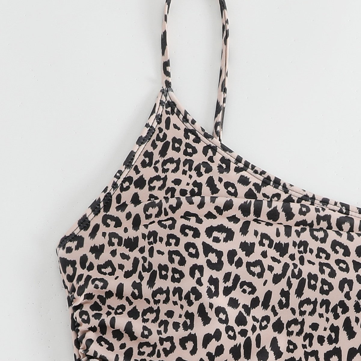 Maillot de bain femme à une épaule avec un imprimé animal stylé et des fronces féminines R&B