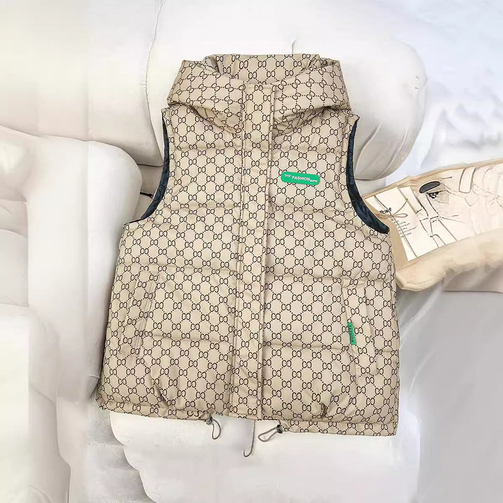 Gilet à capuche matelassé pour femmes avec impression logo intégrale, isolation rembourrée, ourlet ajustable et poches zippées dissimulées Echo Archiv