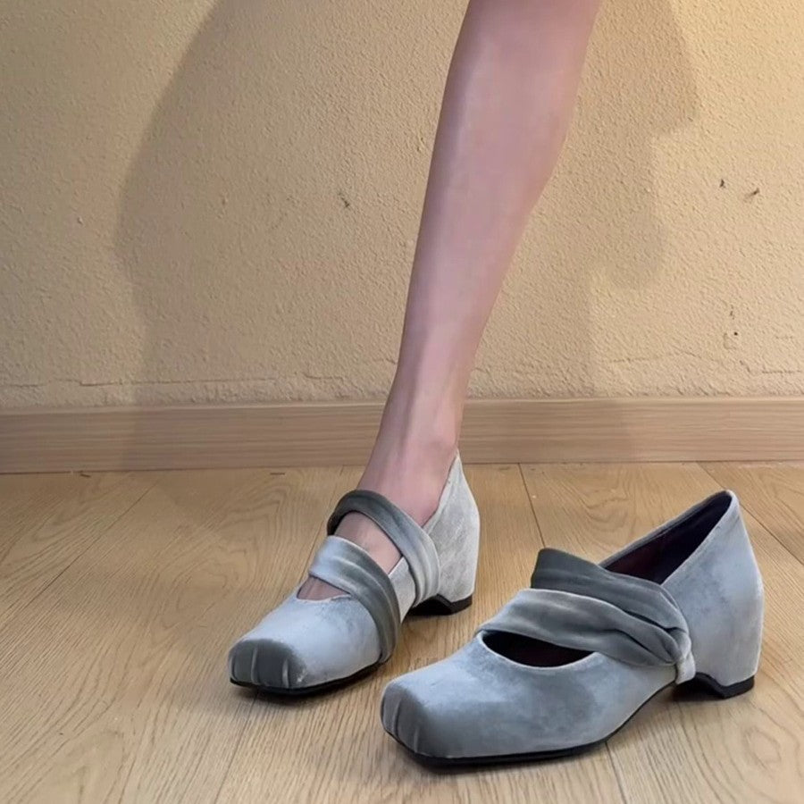 Chaussons élégants et confortables pour femmes avec un design de lanières à la mode R&B