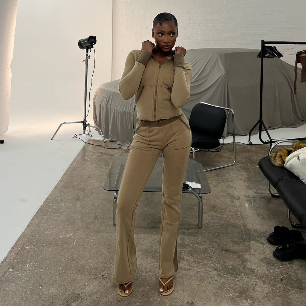 Pantalon évasé stretch pour femmes avec taille haute, poches plaquées et bandes latérales Echo Archiv