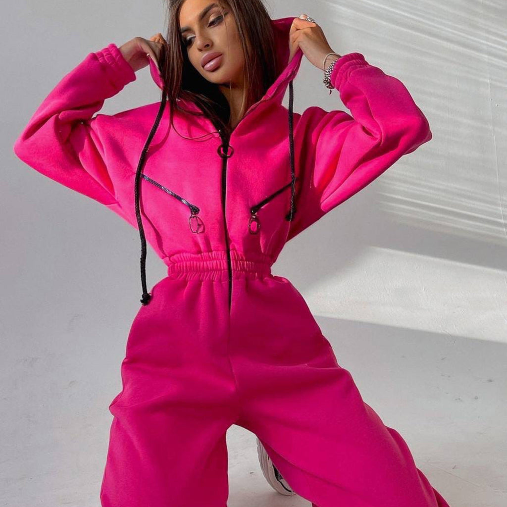 Combinaison ajustée à capuche pour femmes avec taille élastique et fermetures éclair contrastées marquantes Echo Archive