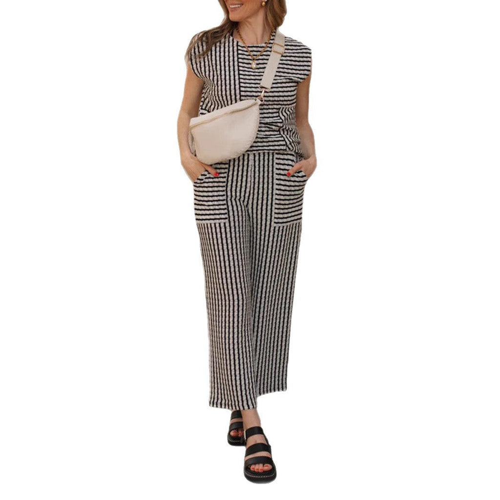Tenue décontractée pour femmes avec éléments rayés R&B