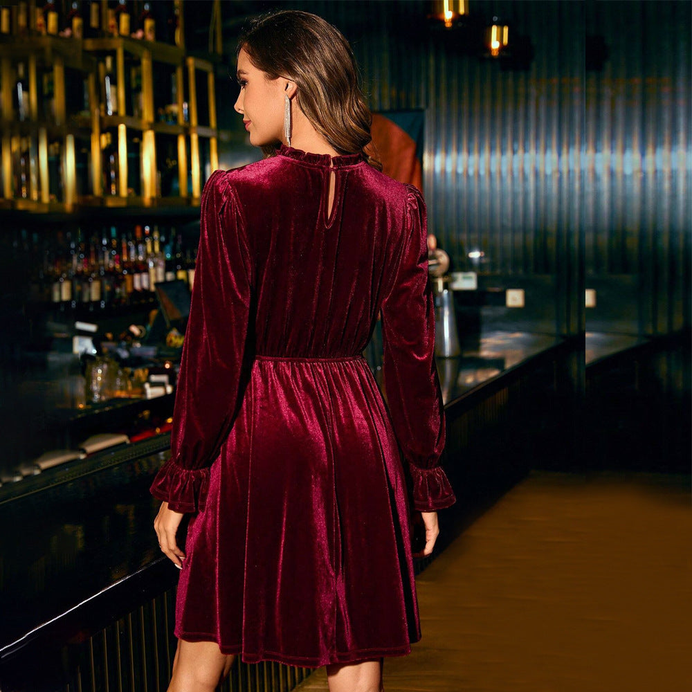 Robe en velours pour femmes, longueur genou, col montant, taille froncée et poches pratiques