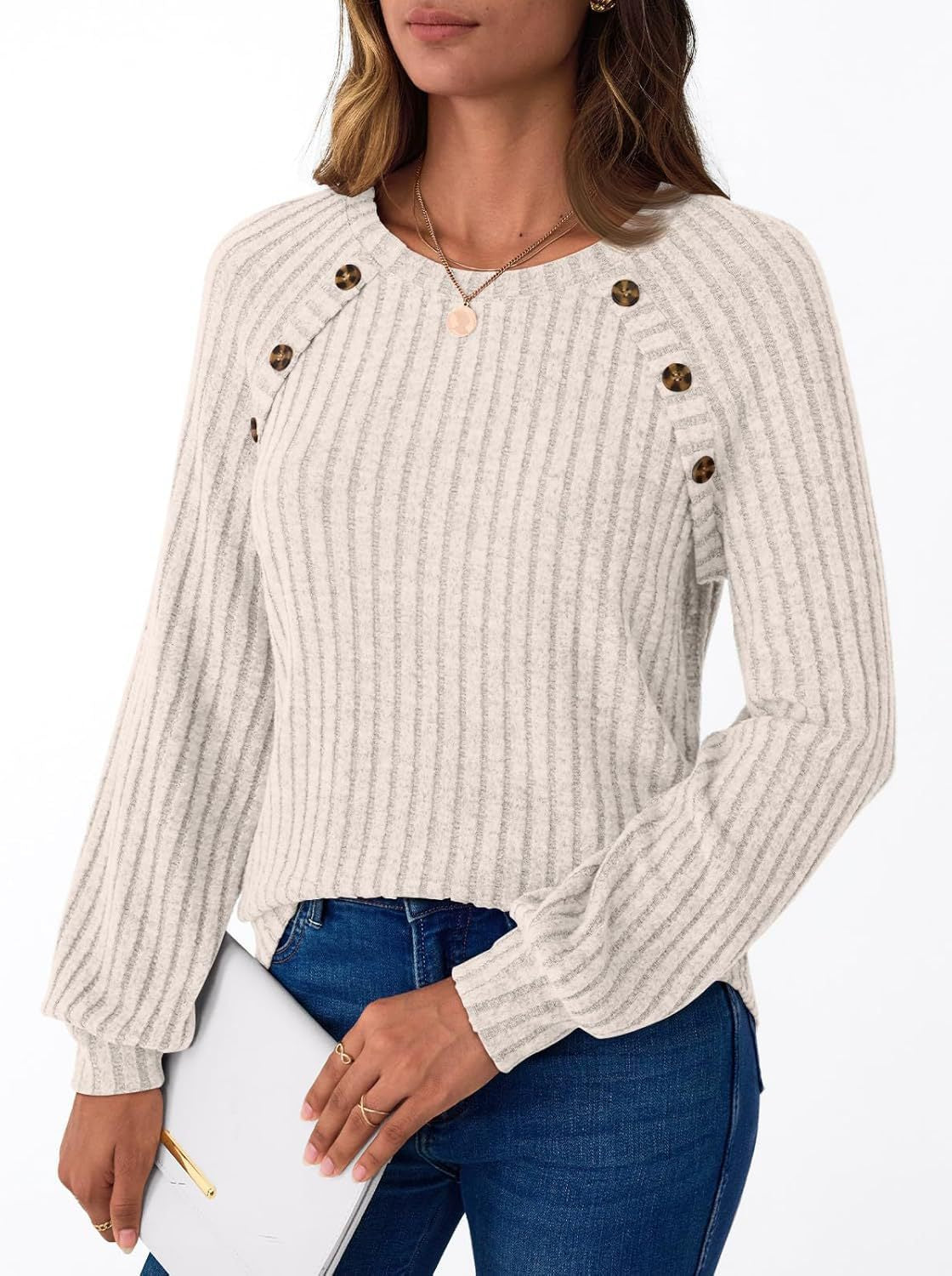 Pull en maille côtelée pour femmes avec patte de boutons décorative sur les manches raglan Echoarchiv