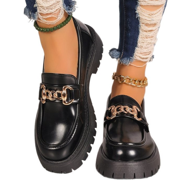 Mocassins pour femmes avec accent chaîne tendance et plateau robuste R&B