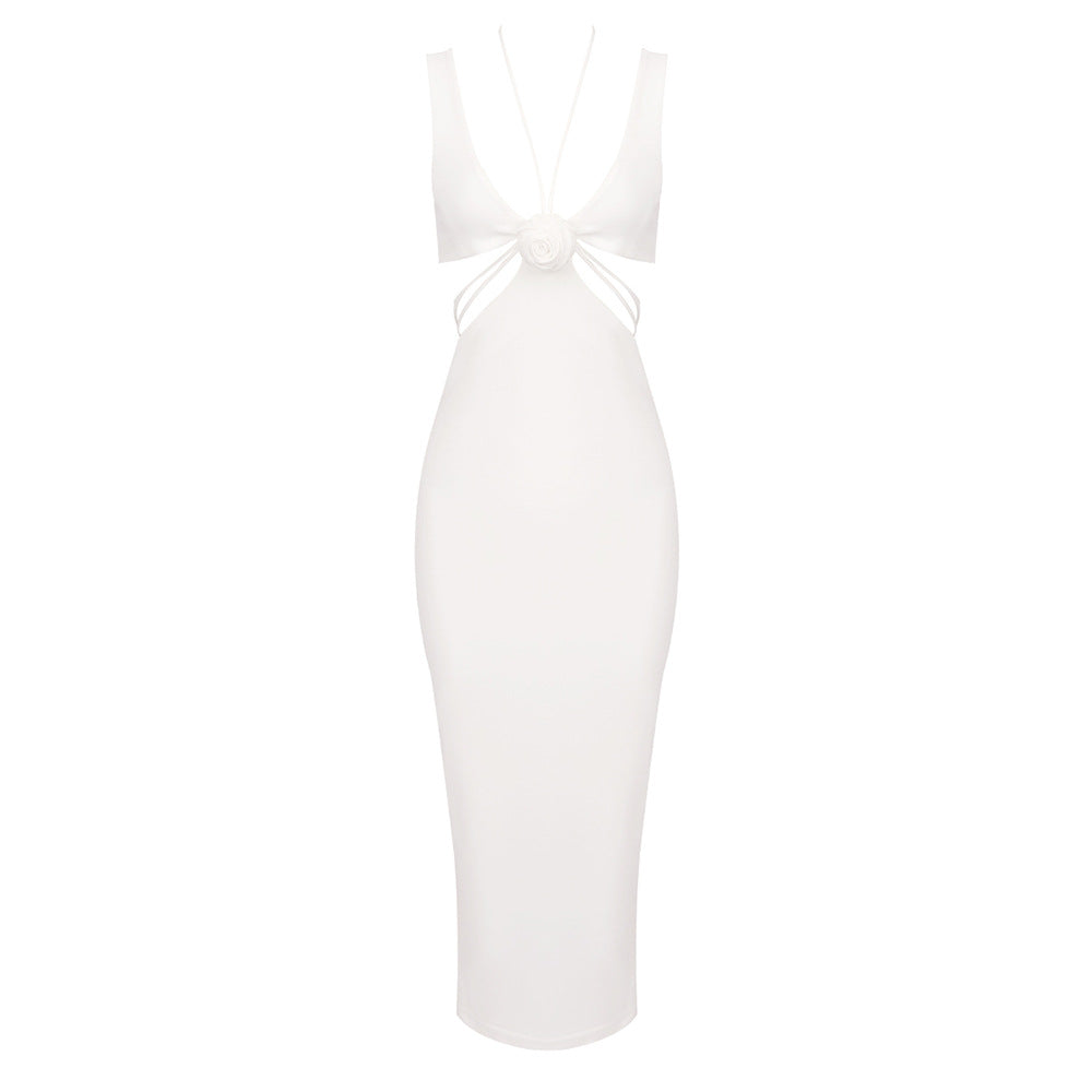 Robe ajustée pour femmes avec des détails raffinés au dos et un accent floral Heidi-Mode