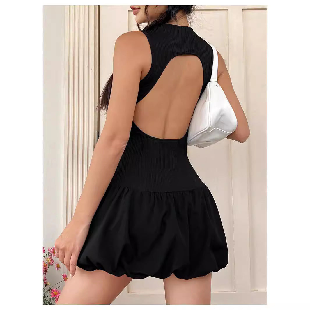 Robe mini tendance pour femmes avec col haut et jupe volumineuse R&B