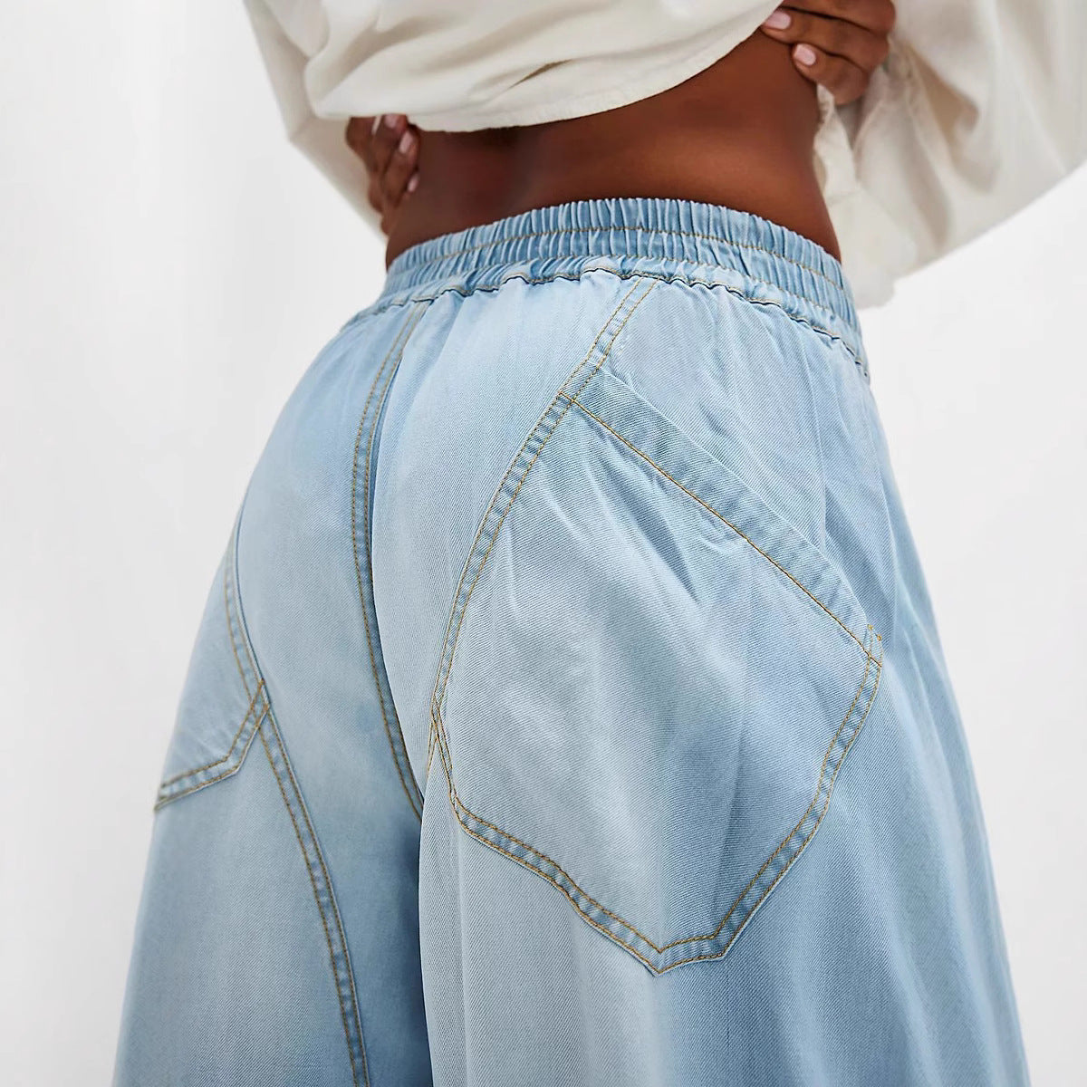 Pantalon large en Lyocell pour femmes avec ceinture élastique et grandes poches avant appliquées Echo Archiv