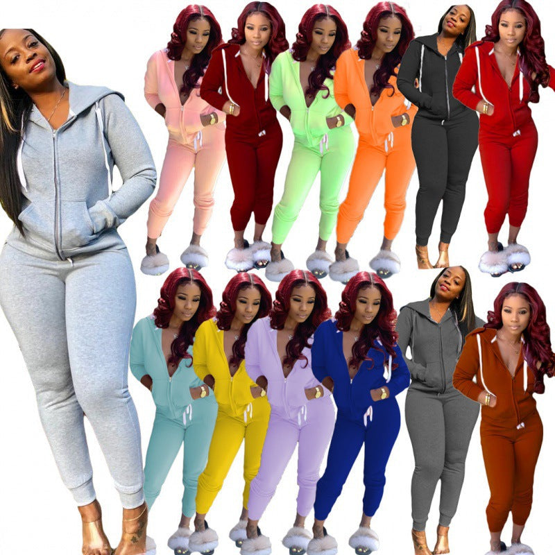 Ensemble de robe sweat à capuche cintrée pour femmes avec fermeture éclair et jogging slim Echo Archive