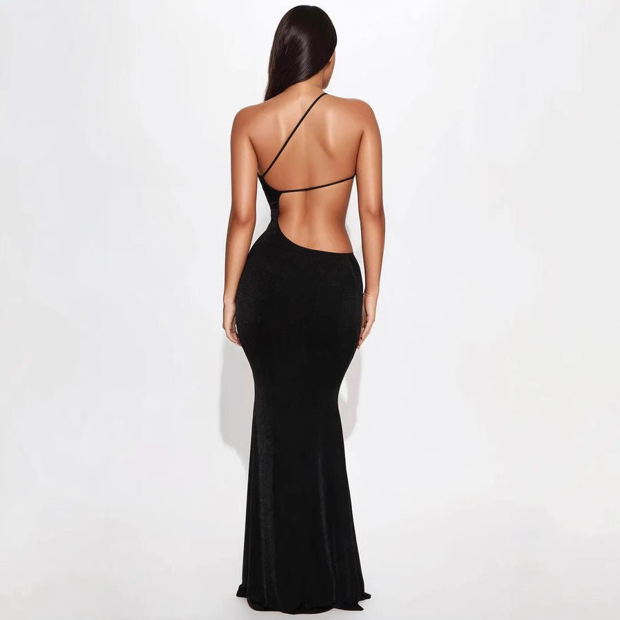 Robe maxi ajustée pour femmes avec décolleté plongeant et détails découpés R&B