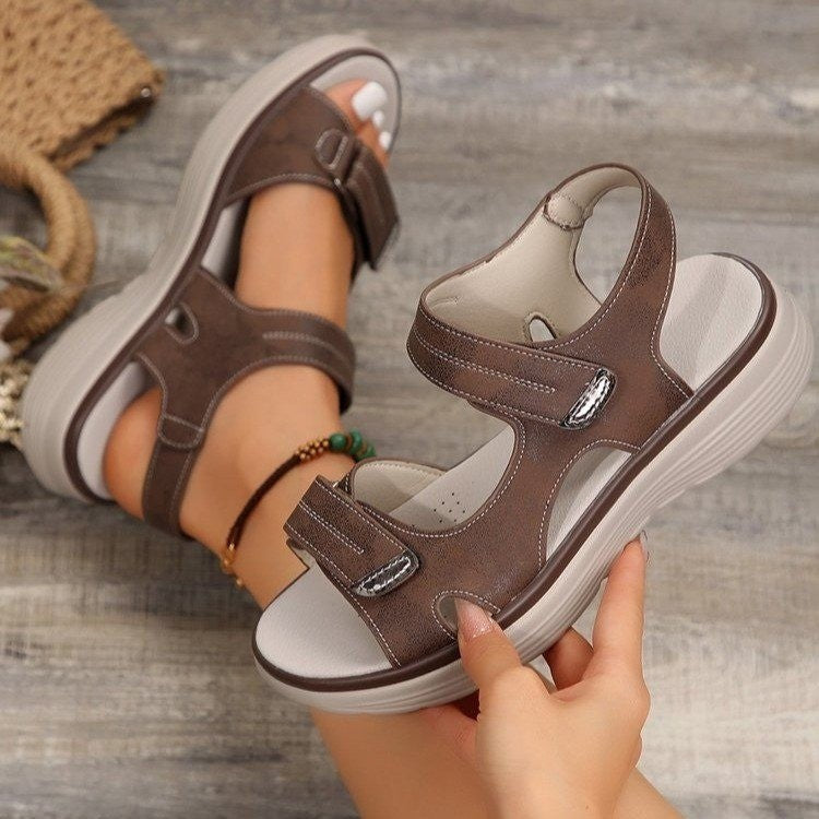 Sandales confortables pour femmes avec design de sangle ajustable et semelle antidérapante R&B
