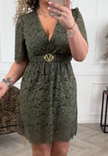Robe en dentelle cintrée pour femmes avec décolleté en V, couture empire et ceinture décorative en métal R&B