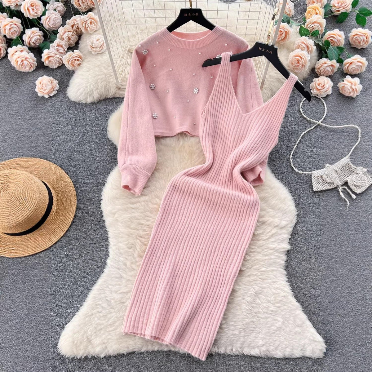 Robe en tricot pour femmes avec décolleté en V élégant Echo Archiv