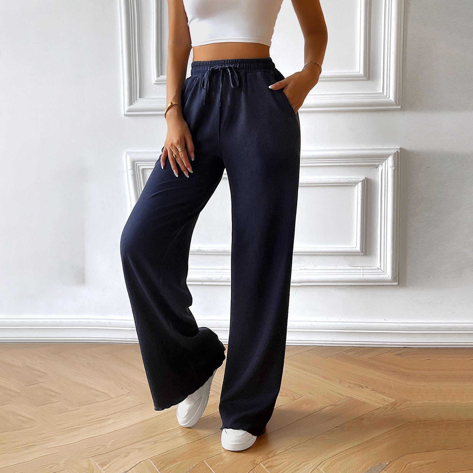 Pantalon de lounge pour femmes avec taille élastique, cordon de serrage et poches latérales Echo Archiv