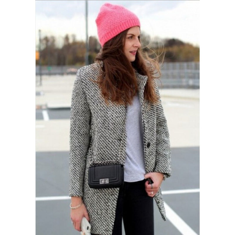 Manteau en mélange de laine pour femmes en bouclé chevron avec coupe droite et col à revers Echo Archive