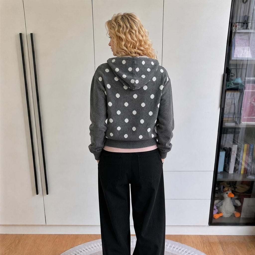 Veste à capuche pour femmes avec fermeture éclair, aspect vintage lavé et application de points discrets Echoarchiv