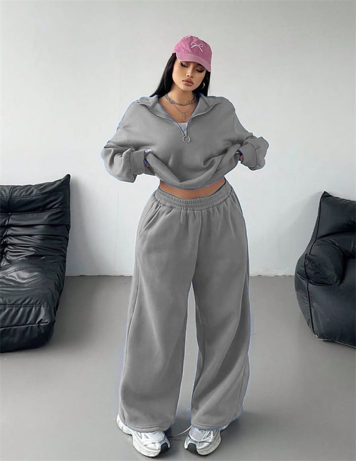 Sweat à capuche zippé cropped en velours pour femmes et pantalon jogging palazzo taille haute large Echo Archiv