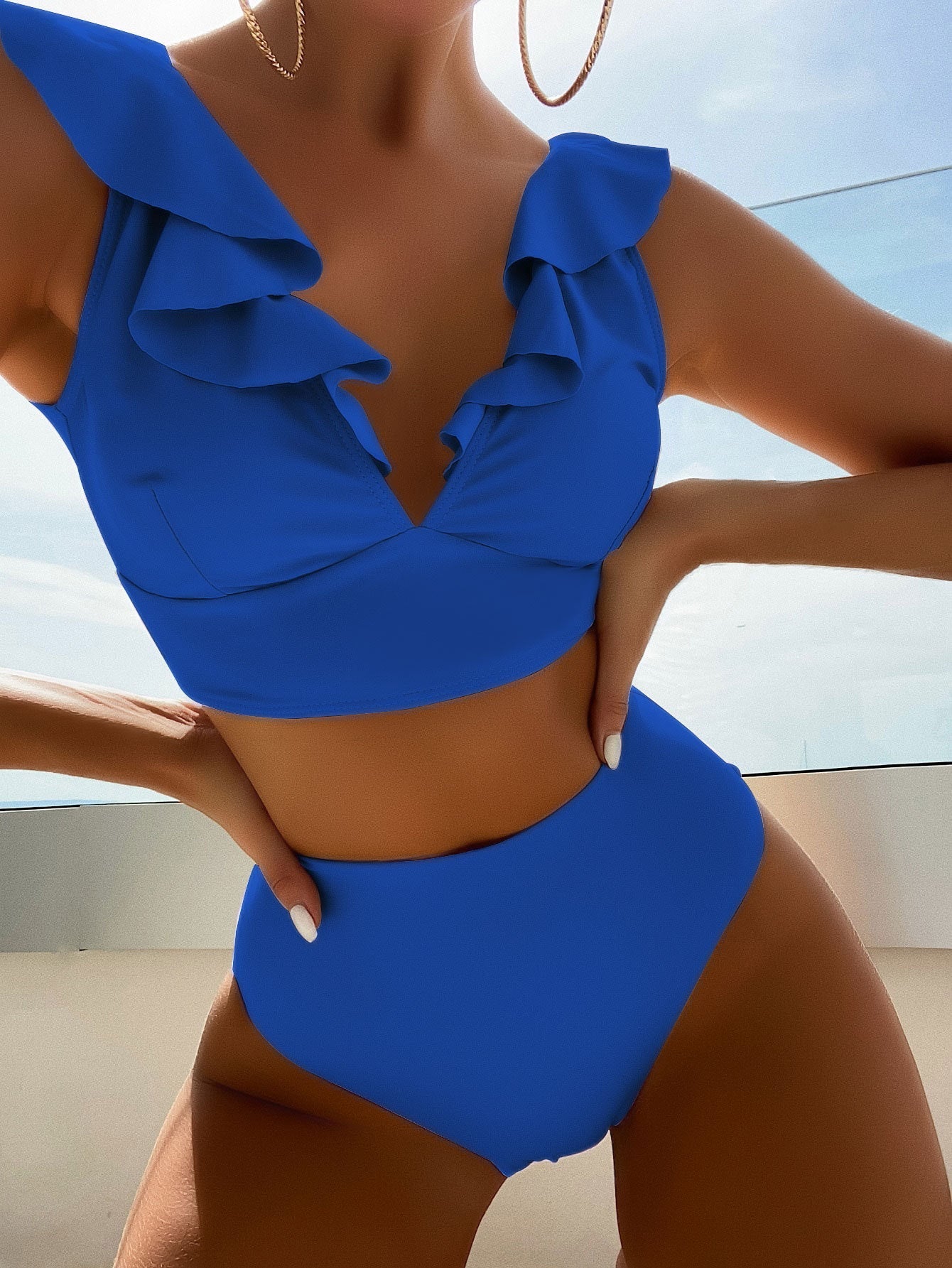 Haut de femme avec volants et maillot de bain taille haute R&B