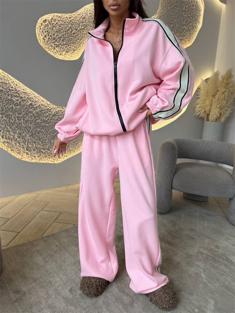 Ensemble d'entraînement oversize doux pour femmes avec veste zippée et pantalon de jogging taille haute large avec bandes contrastées Echo Archiv