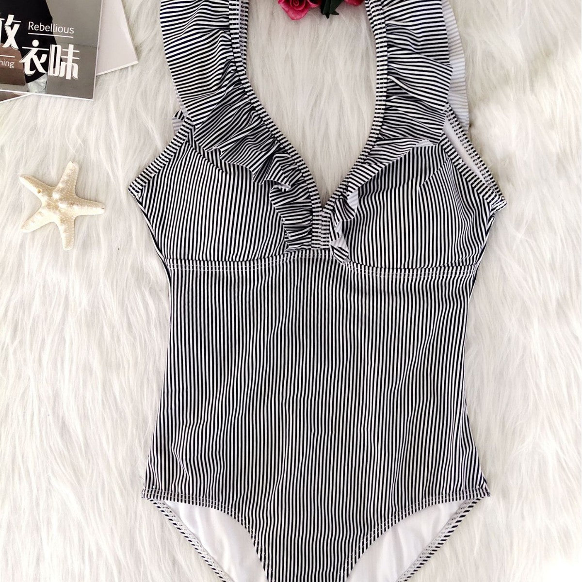 Maillot de bain en éponge pour femmes avec détails en volants R&B