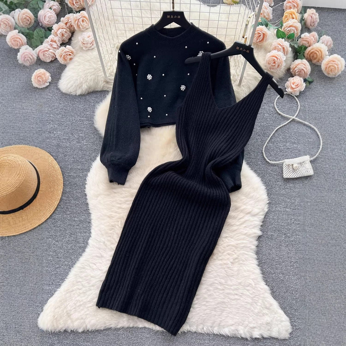 Robe en tricot pour femmes avec décolleté en V élégant Echo Archiv