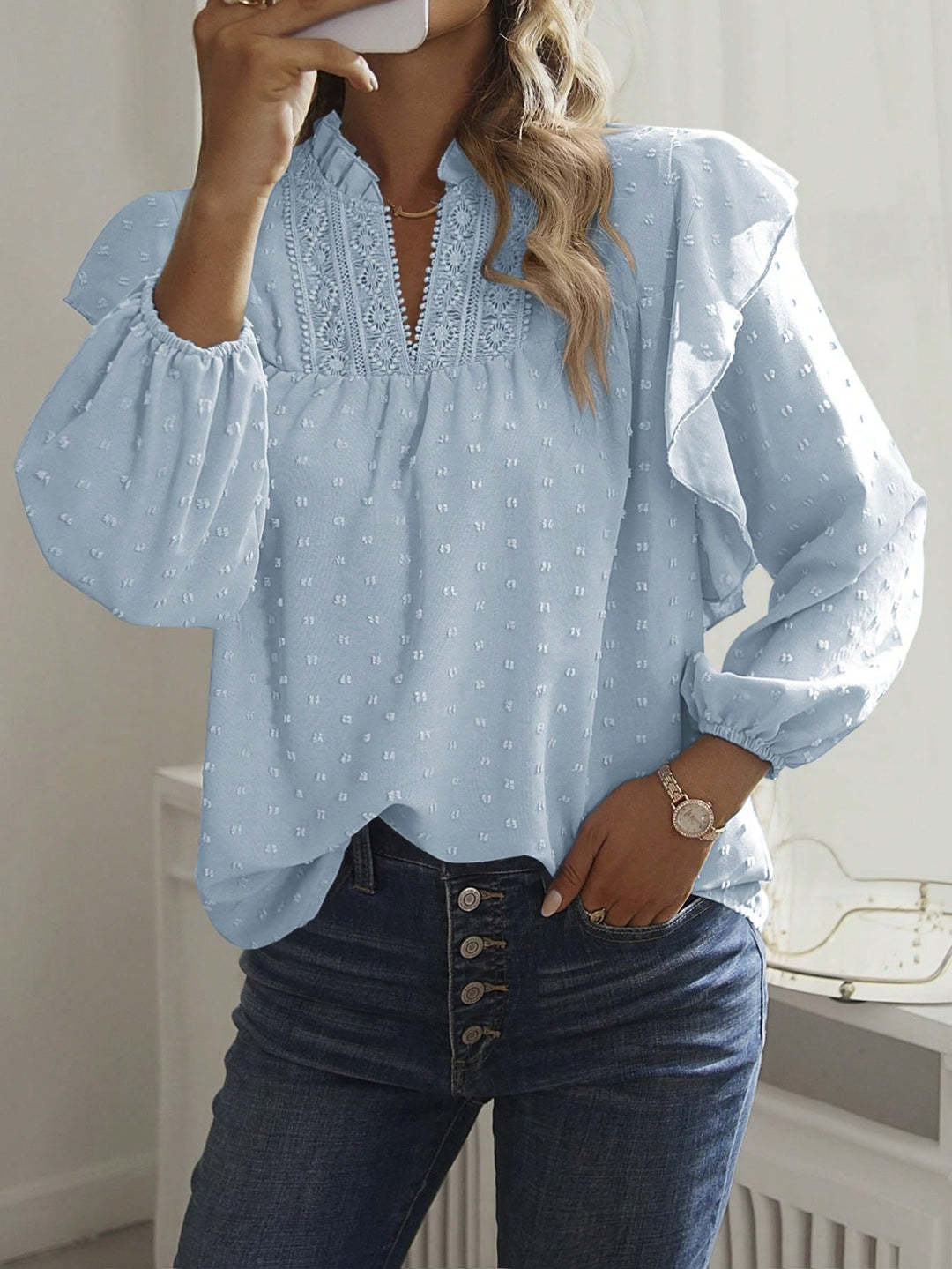 Blouse en viscose pour femmes avec broderie en dentelle et manches volantées