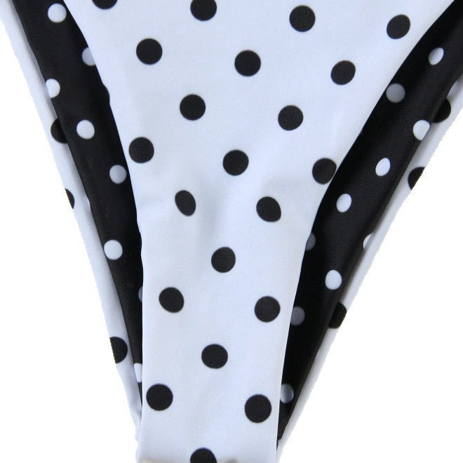 Bikini triangle pour femmes avec un élégant motif à pois Echo Archiv