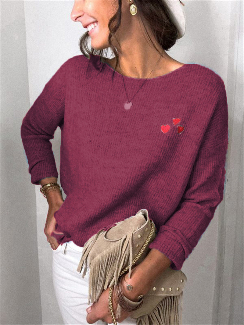 Pull en maille oversize pour femmes avec broderie en forme de cœur et décolleté bateau