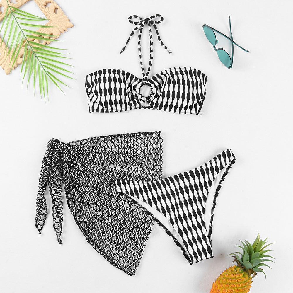 Ensemble de bikini pour femmes avec un élégant paréo Echo Archiv