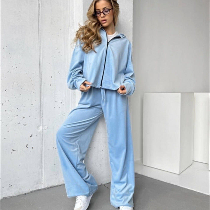 Ensemble de survêtement en velours doux pour femmes avec capuche, fermeture éclair et jambes larges Echo Archiv