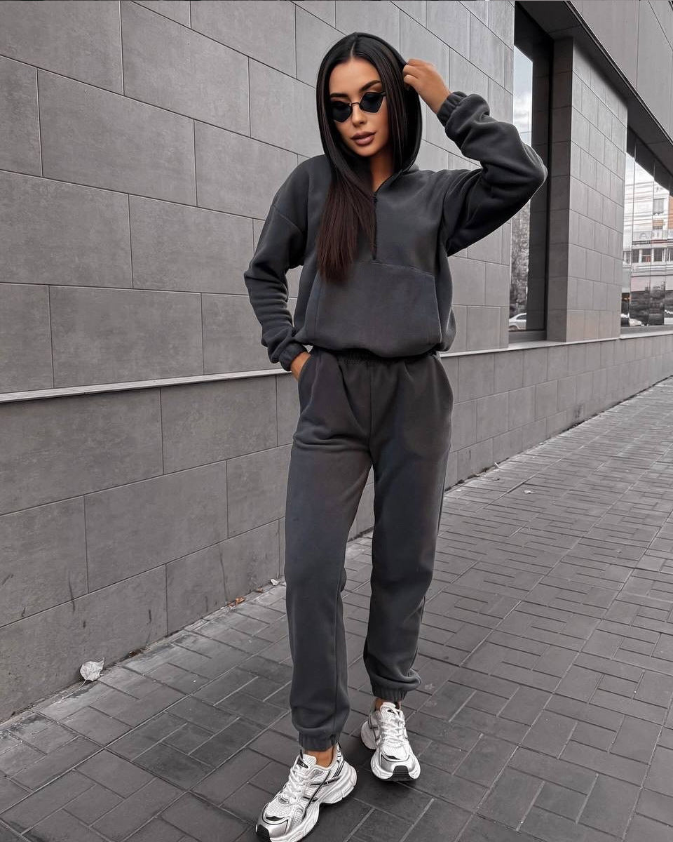 Ensemble de sport en polaire pour femmes avec sweat à capuche zippé mi-haut et pantalon de jogging décontracté Echo Archive
