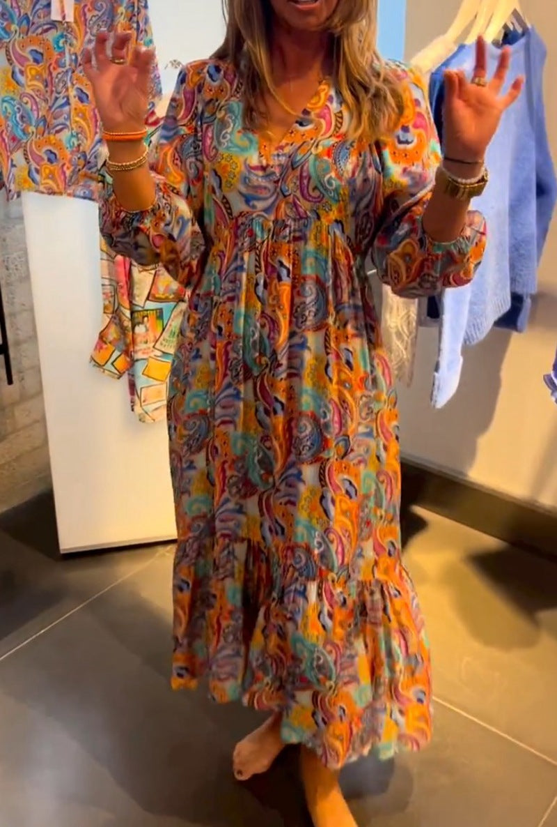 Robe maxi à volants pour femmes en style boho avec imprimé paisley, décolleté en V, taille empire froncée et poignets élastiques R&B