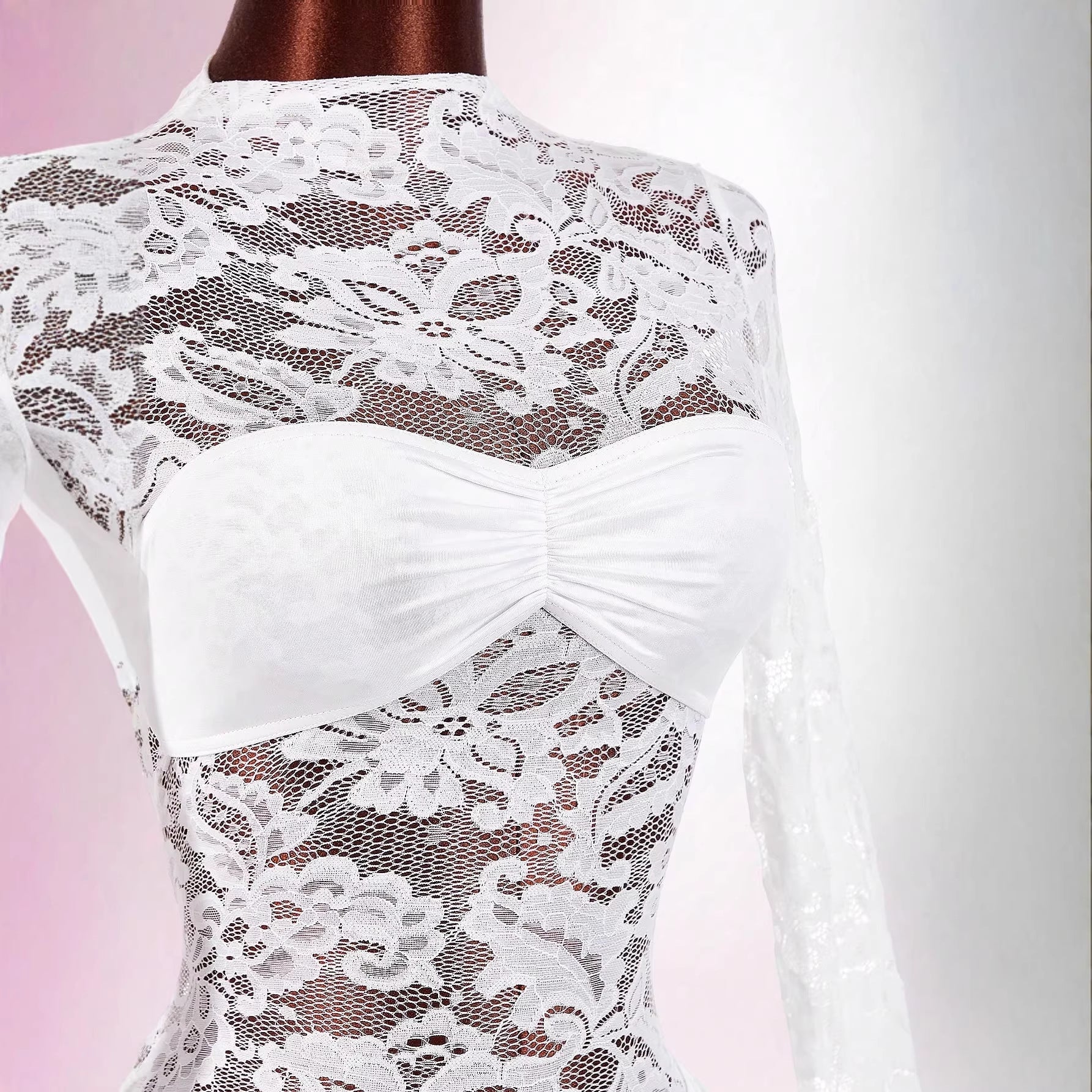 Robe mini en dentelle transparente pour femmes avec empiècement bandeau, jupe portefeuille froncée et manches longues R&B
