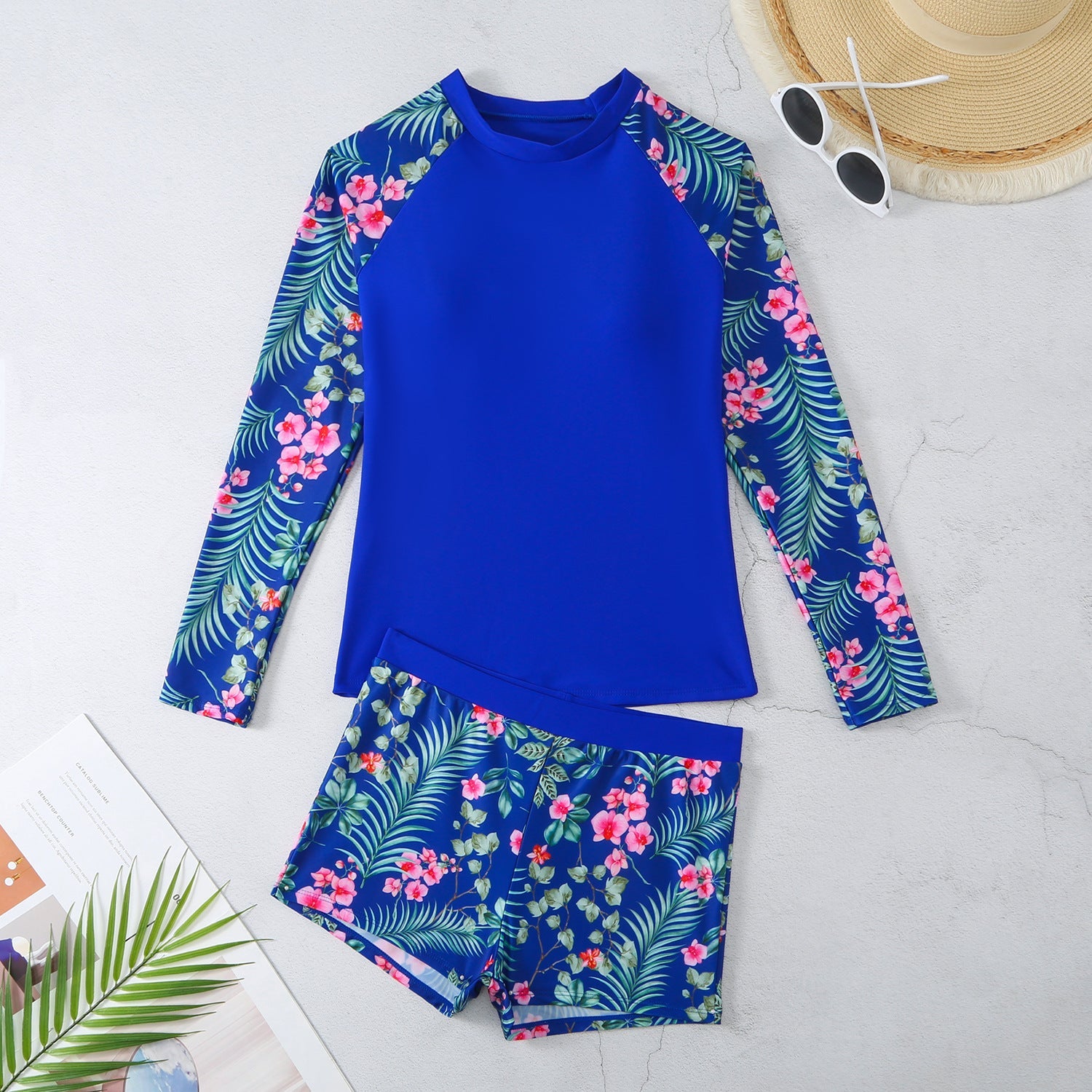 Rashguard à manches longues pour femmes avec design floral et shorts confortables Echo Archiv