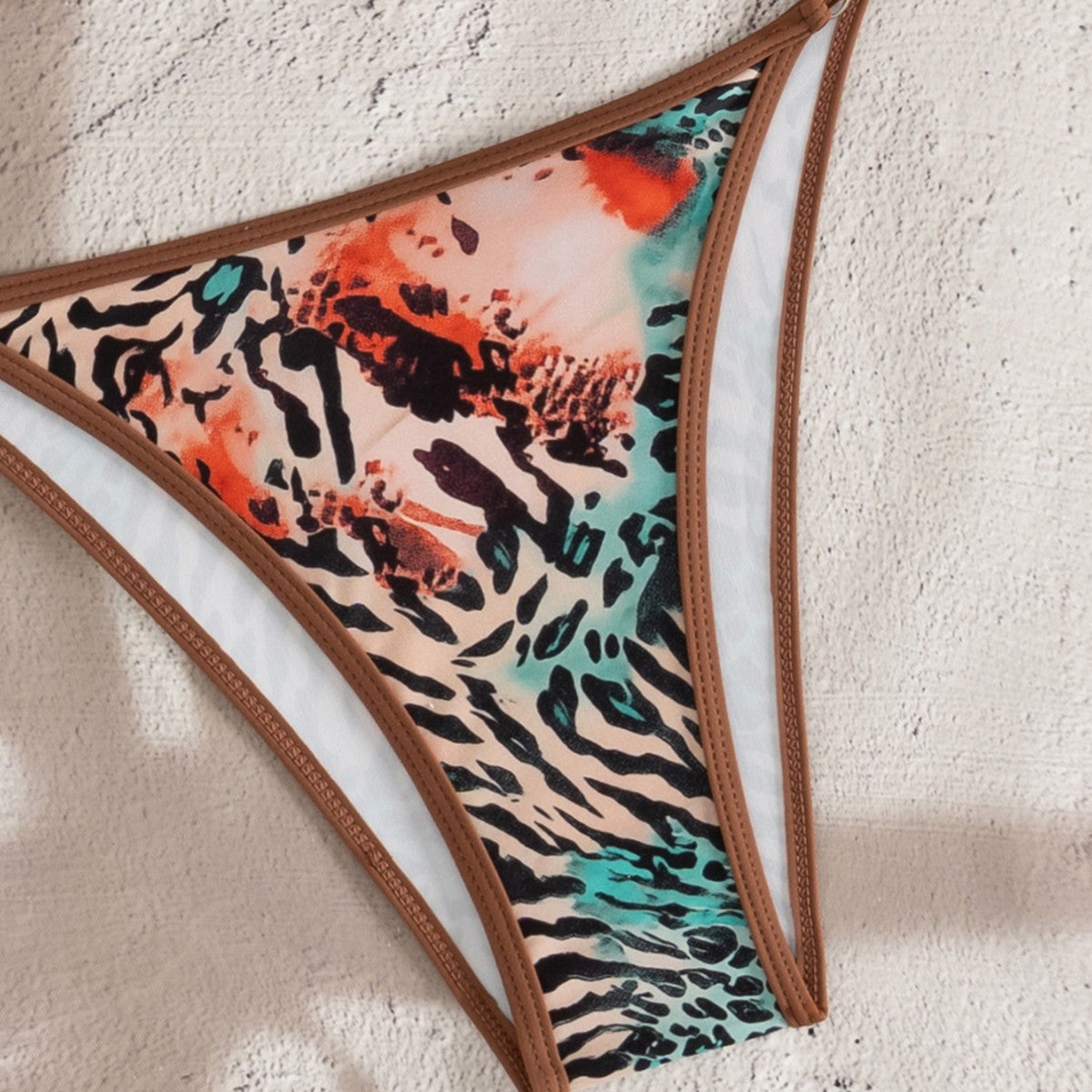 Bikini triangle pour femmes avec imprimé animal R&B