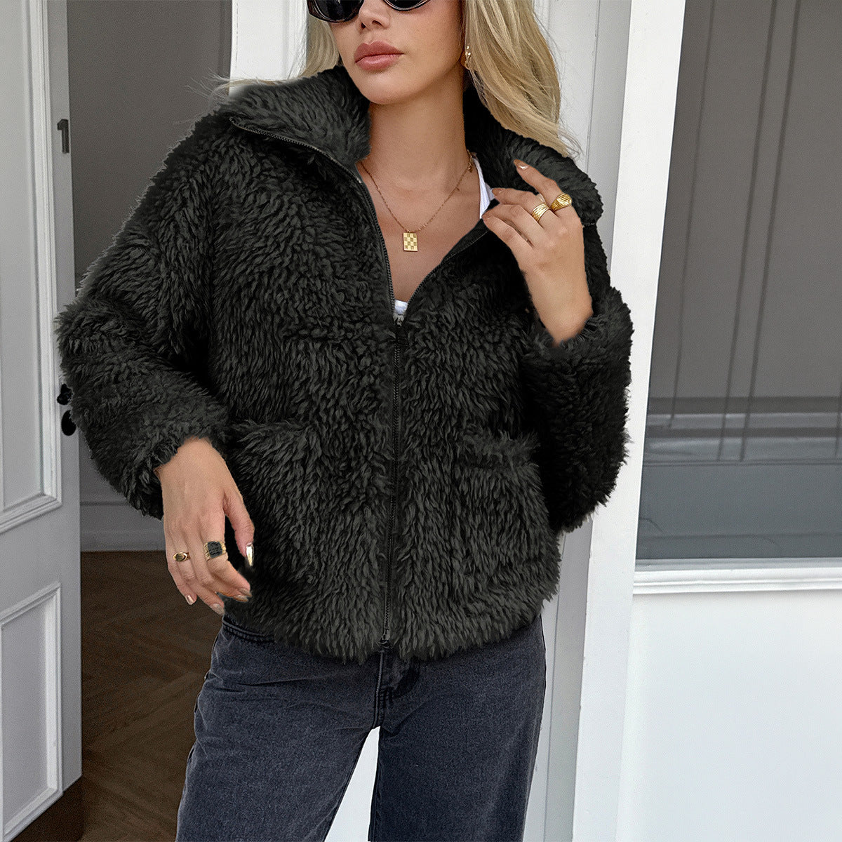 Veste teddy femme avec fermeture éclair, col montant, poches plaquées et coupe courte Echo Archiv