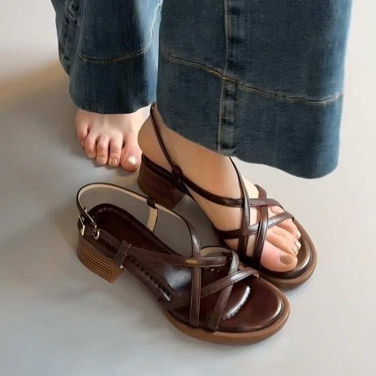 Sandales confortables pour femmes avec design à lanières tendance R&B