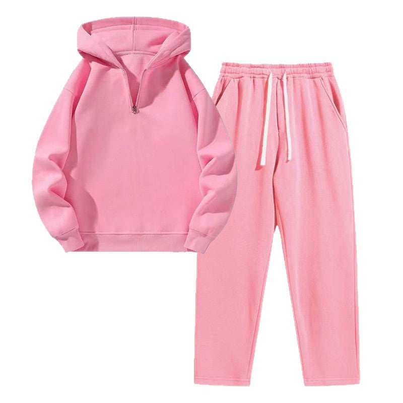 Ensemble de détente pour femmes avec demi-zip court, grande capuche et jogging taille haute tapered Echo Archiv