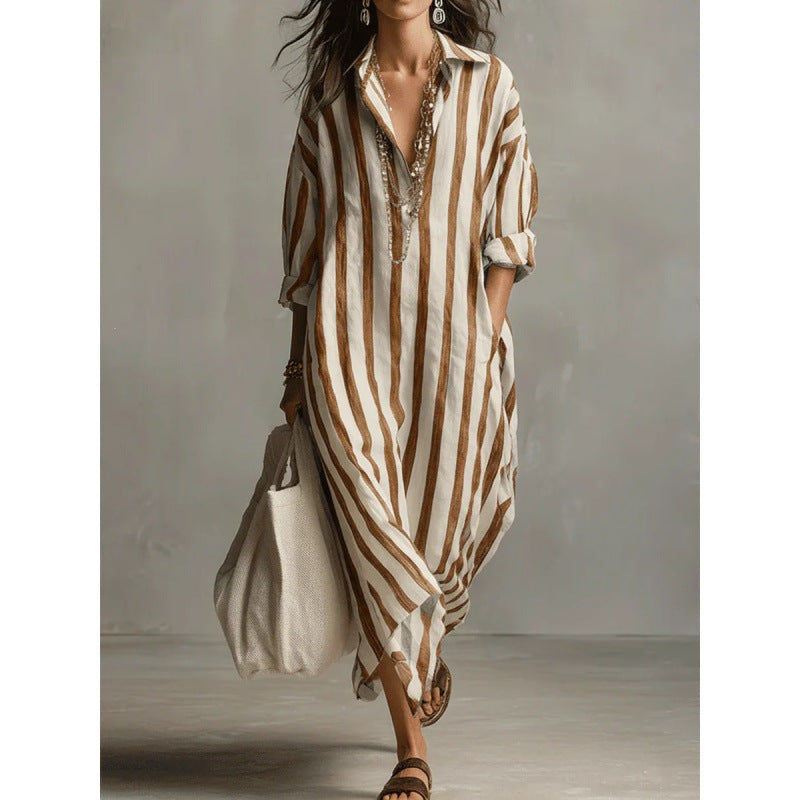 Robe chemise longue à rayures pour femmes en look lin avec décolleté en V et poches passepoilées Echoarchiv