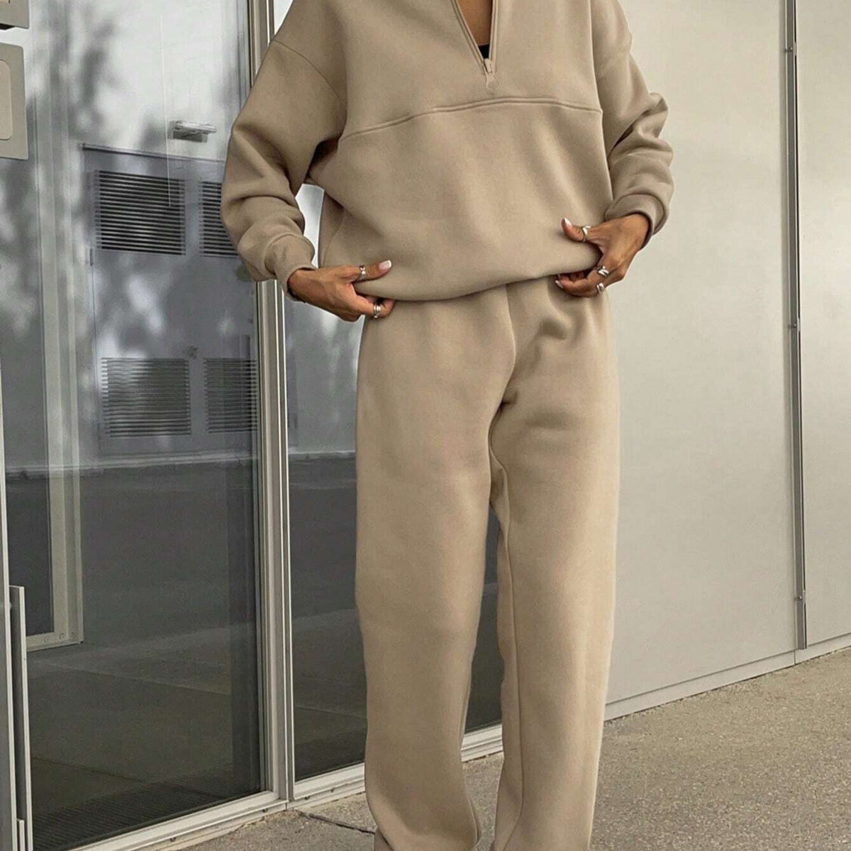 Ensemble lounge doux pour femmes avec sweat-shirt ample et pantalon de jogging taille haute Echo Archiv